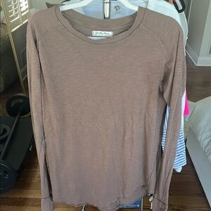 We The Free -Women's Brown Long Sleeve Top